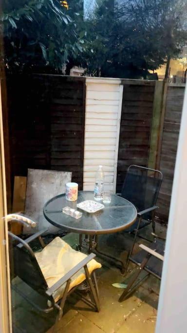 Deluxe Garden Apartment Londres Exterior foto